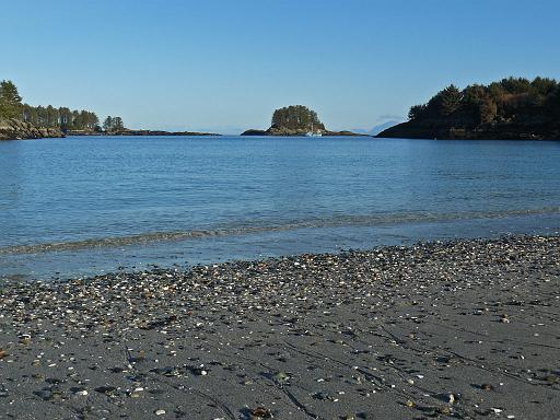 Beach at Lucy Islands.jpg - Beach at Lucy Islands